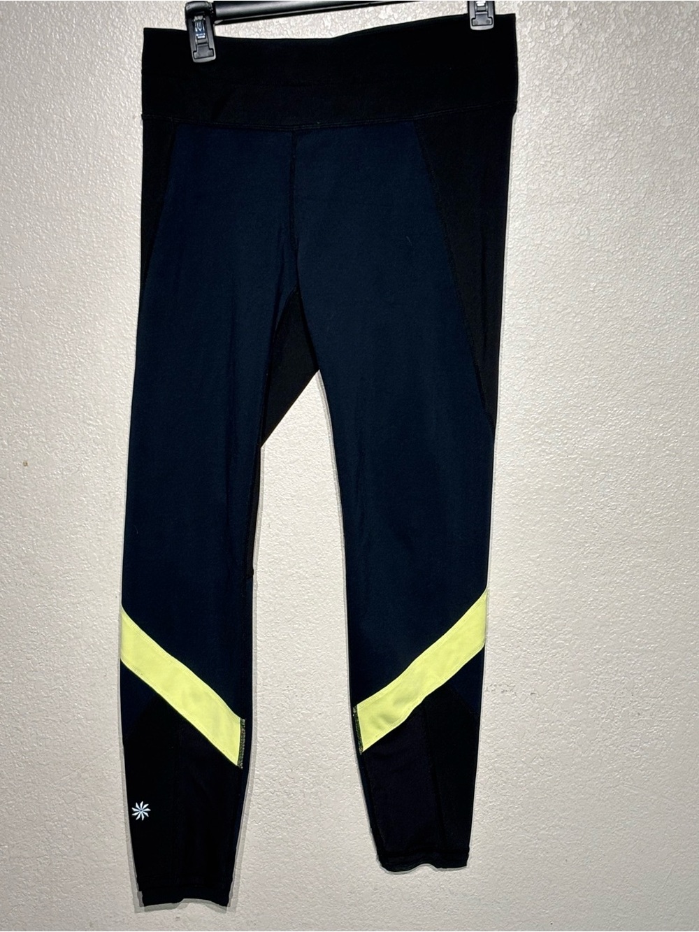 Athleta Sonar Leggings Women’s Medium Black Blue Yellow Athletic Running Sip